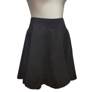 H&M womens stretrchable Pleated Skirt